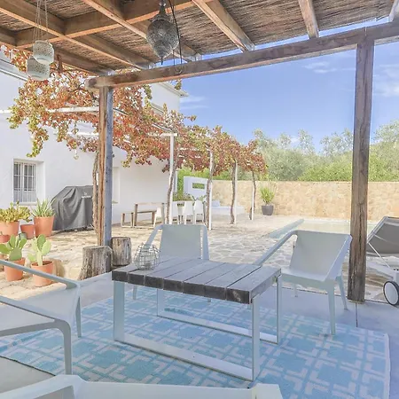 Casa Olivo Iznajar